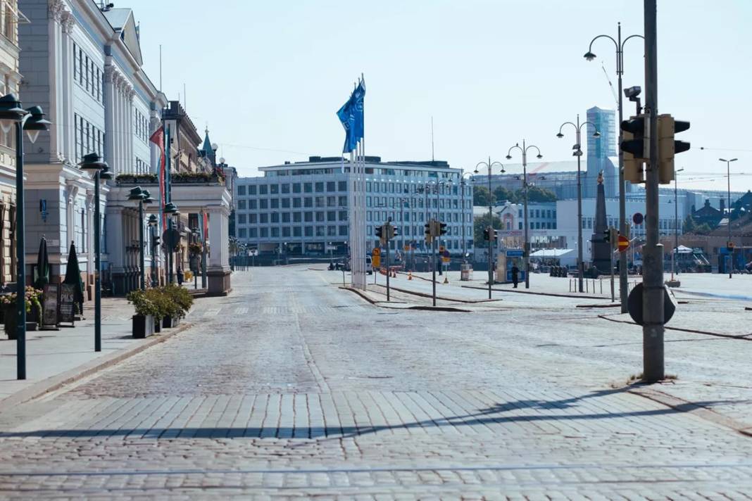 Okuyunca çok şaşıracaksınız! Nüfusu İstanbul'dan az olan öyle ülkeler var ki... 12